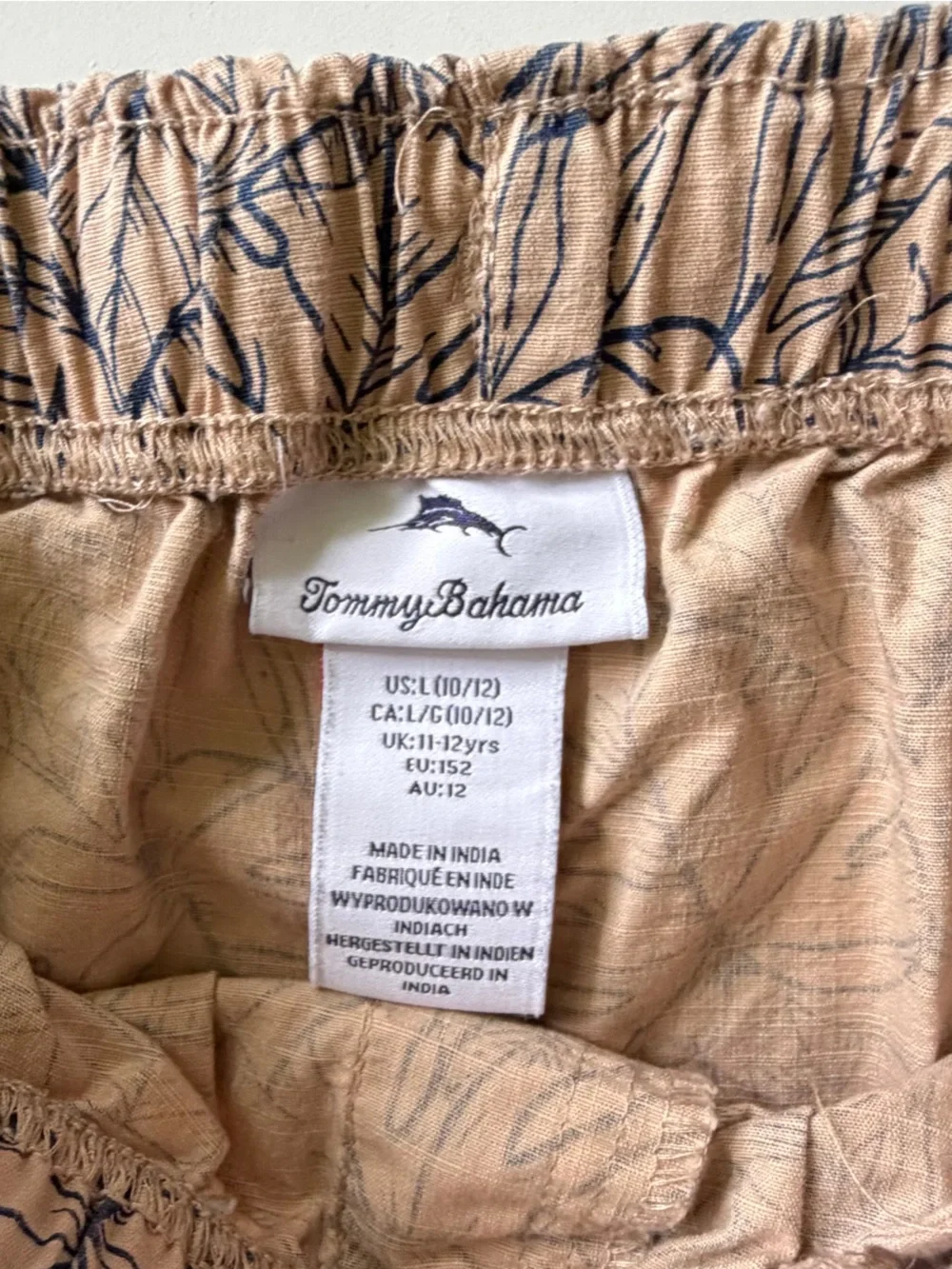 Tommy Bahama Boys M 10/12 Hawaiian Button Down Shirt Short Set‎ Tan Floral Leaf